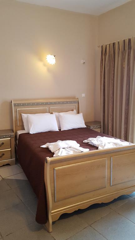 Aria Hotel 3*